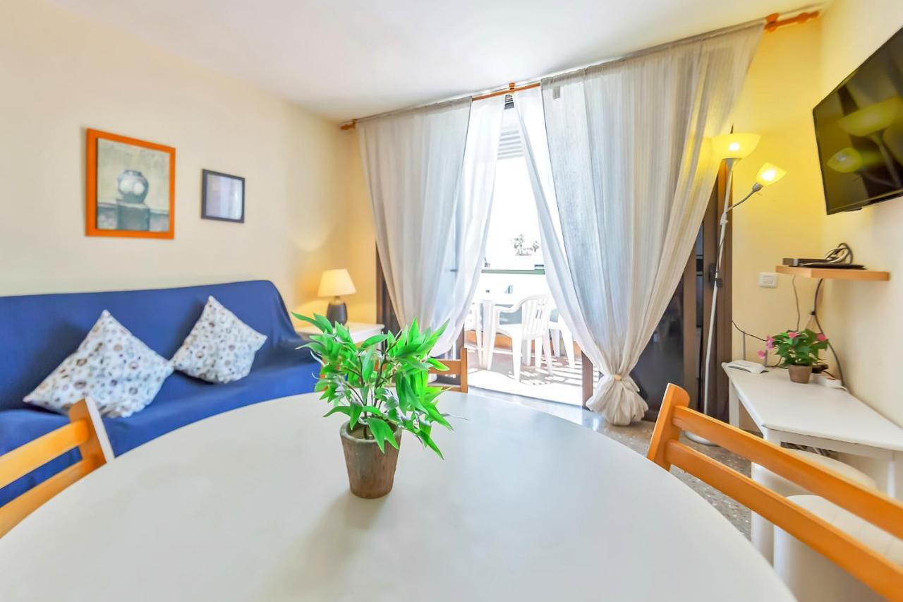 Apartment Near Playa De Las Americas With Wifi And Pool, Tenerife Sur Екстериор снимка
